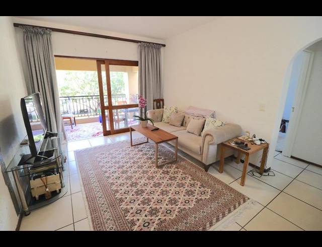 1 BEDROOM APARTMENT FOR SALE IN LONEHILL